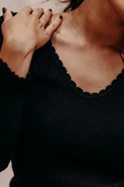 Top MILO-mlle Cabestan Hot